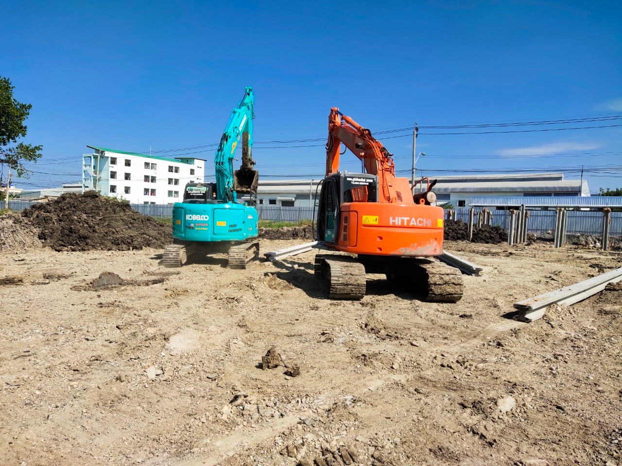 เช่ารถแมคโคร ชลบุรี